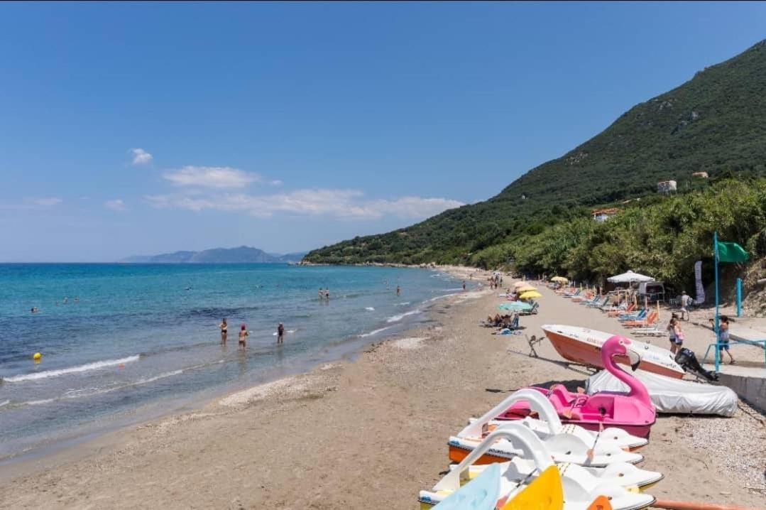 Loukia's And * Paramonas (Corfu)